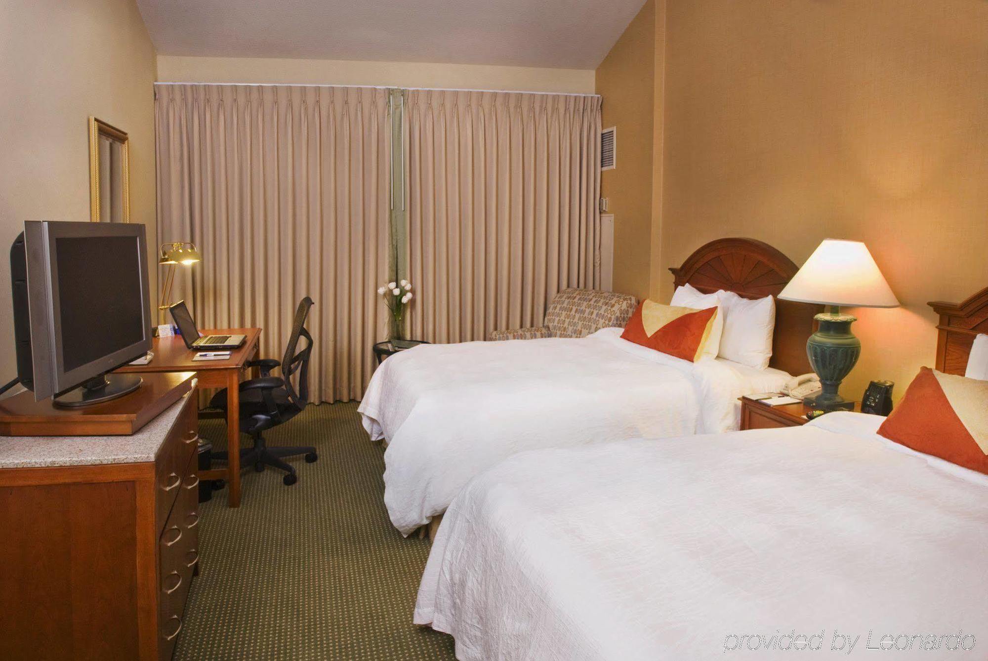 Hilton Garden Inn Cupertino Phòng bức ảnh